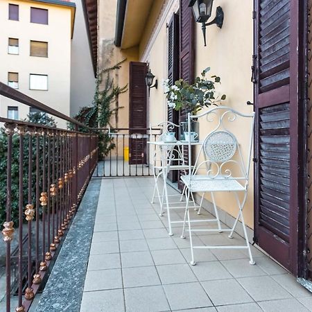 Porto Azzurro Apartment Varenna Exterior foto