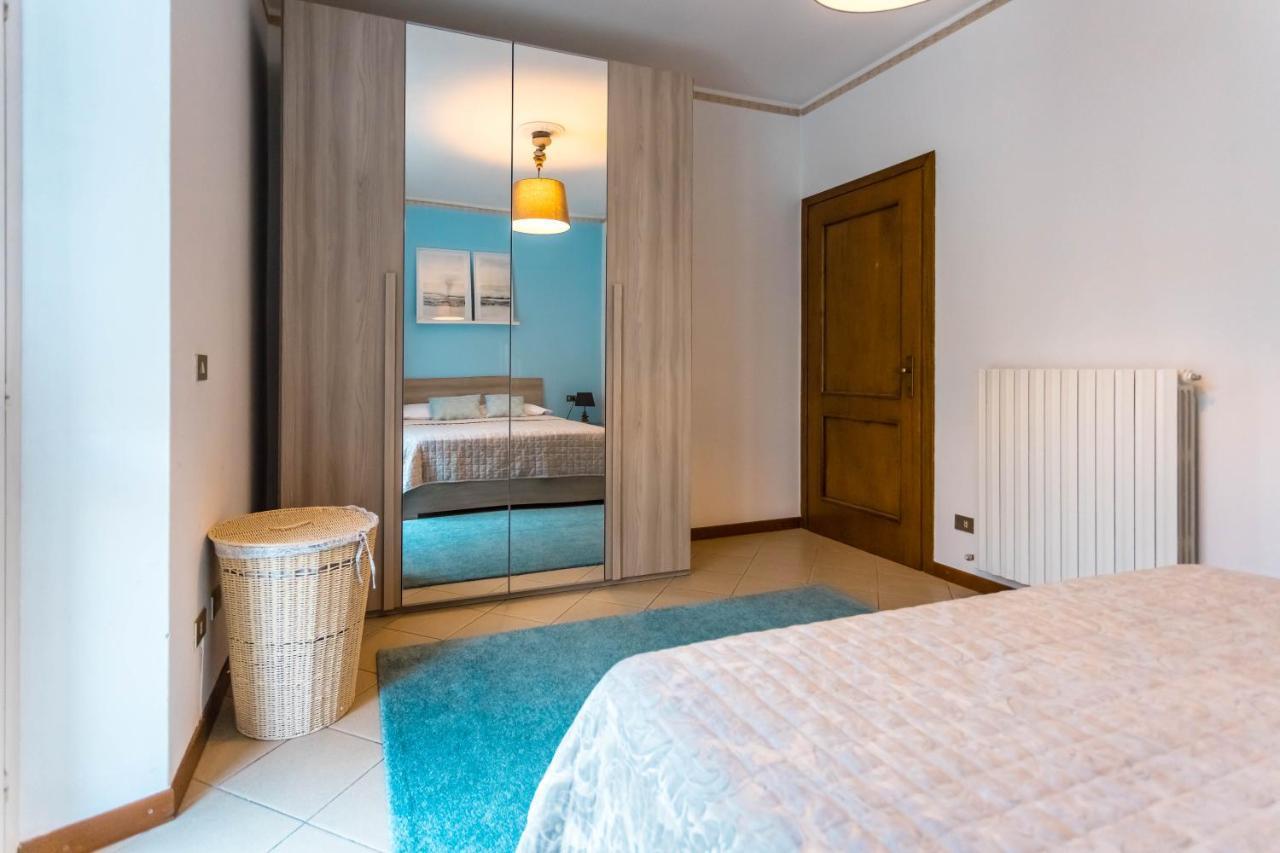Porto Azzurro Apartment Varenna Exterior foto