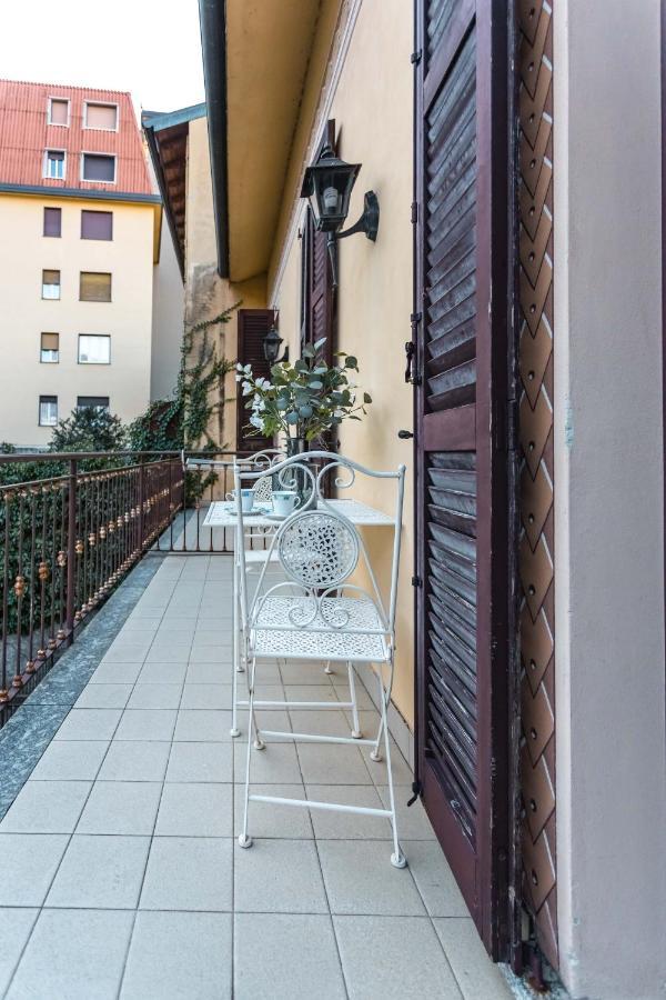 Porto Azzurro Apartment Varenna Exterior foto